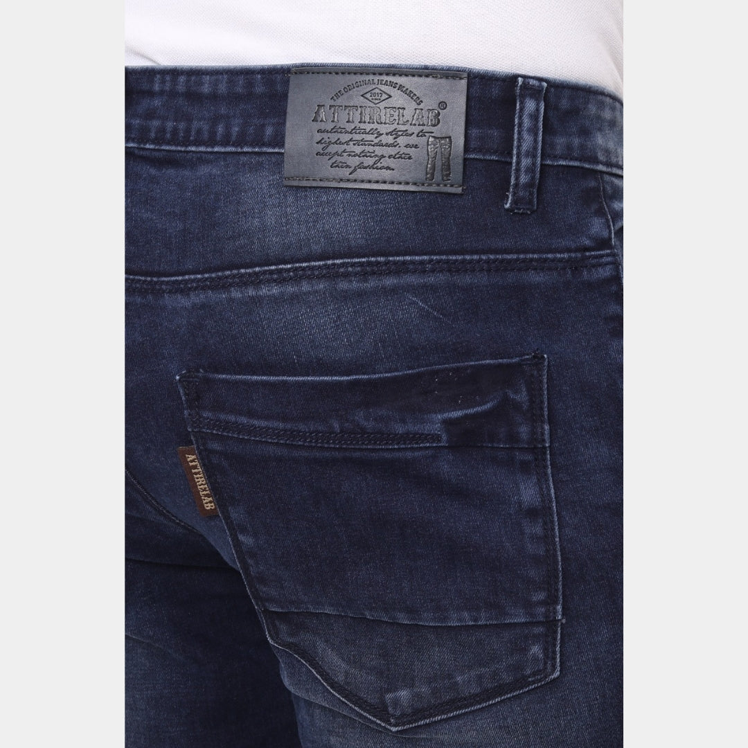 Narrow Fit Jeans